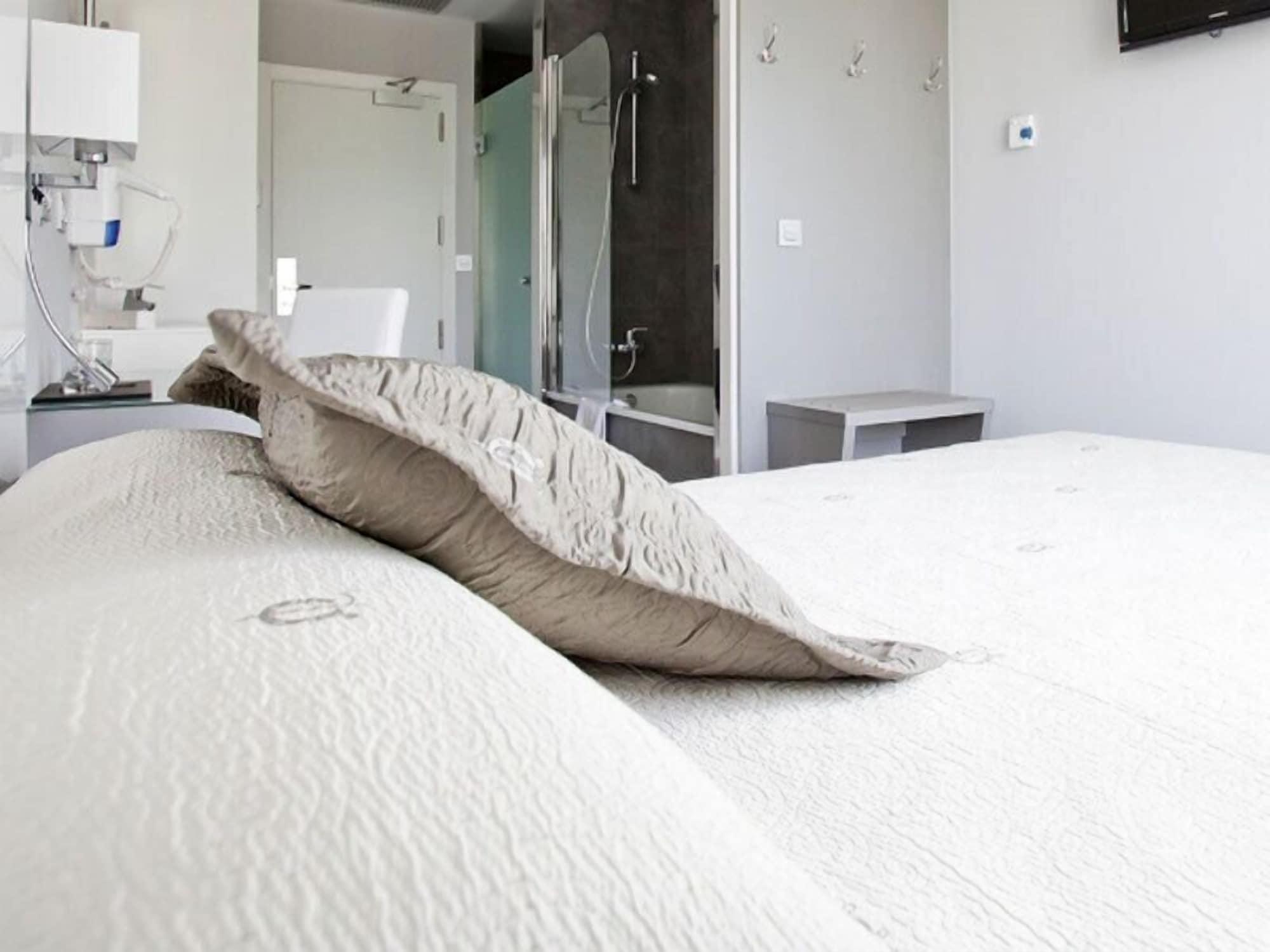 Alix Boutique Hotel Arteixo Exterior photo