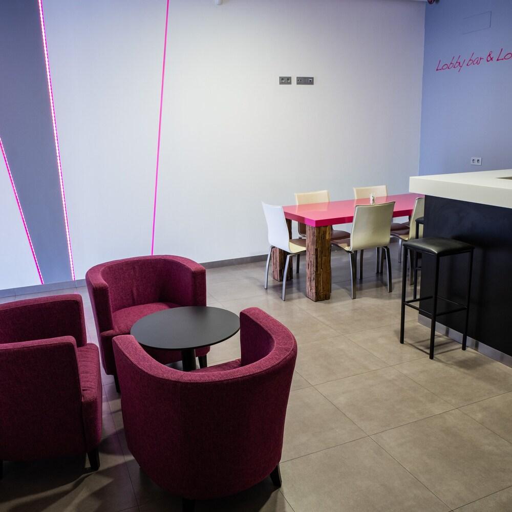 Alix Boutique Hotel Arteixo Exterior photo