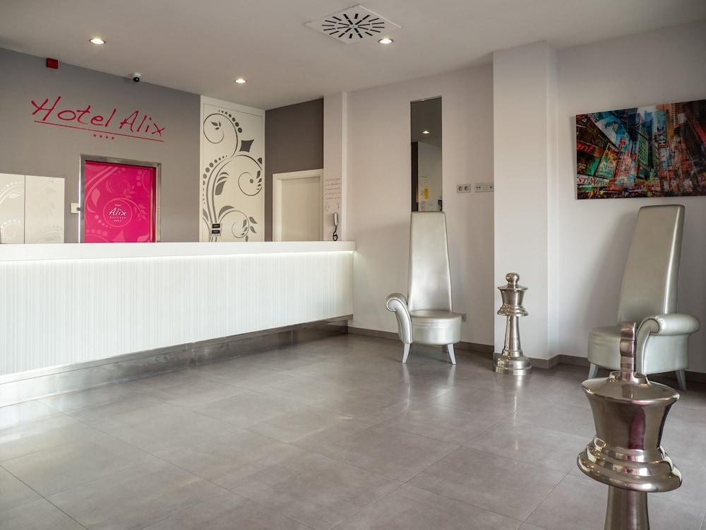 Alix Boutique Hotel Arteixo Exterior photo